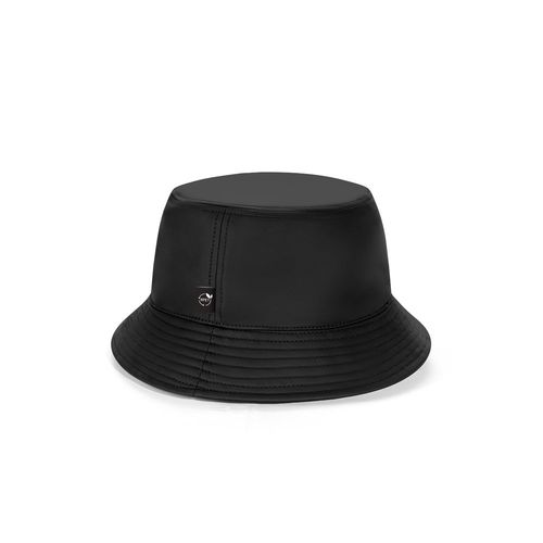 MASON. Panama in recycled polyester (100% rPET) for rainy days