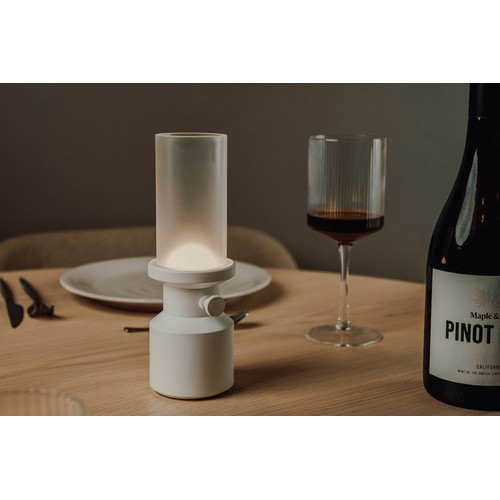 VINGA Niori RCS tafellamp