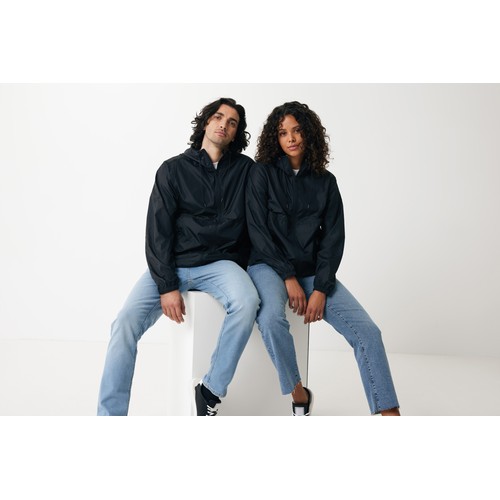 Chaqueta ligera IQONIQ Logan de poliéster reciclado