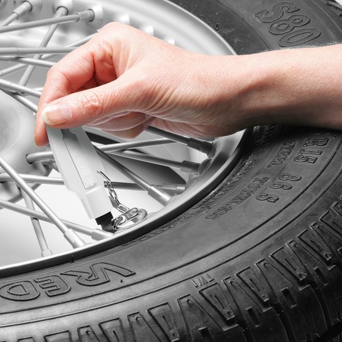 Controleur de pneu avec dévisse valve et scala