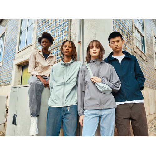 IQONIQ Logan recycled polyester lightweight jacket