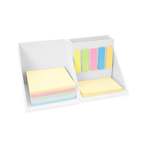 blok met zelfklevende memoblaadjes