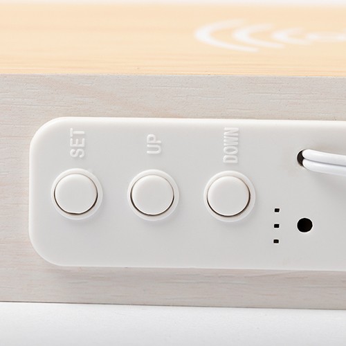 Horloge avec chargeur wireless. Ares