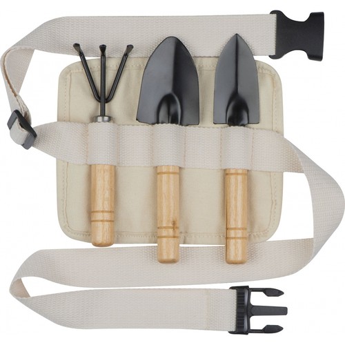 Garden tool set in a belt
