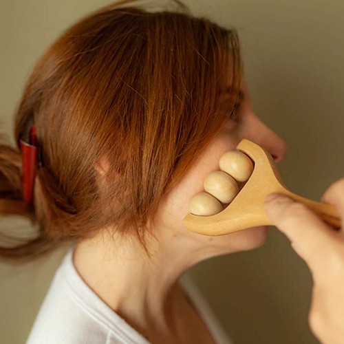 Cherry wood massager roller. Americio