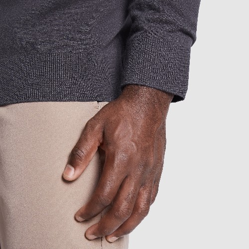 Jersey hombre escote pico HILUX