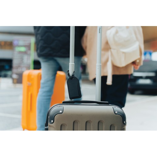 Etiquette à bagage en RCS avec géolocalisation Globefind