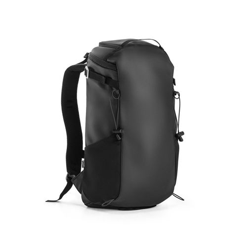 ALASCA. Mochila de senderismo con revestimiento impermeable