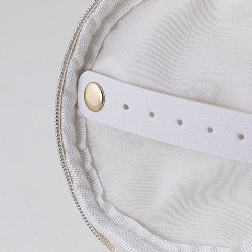 Jewelry box with earring holder insert. Zipper clo Yonà