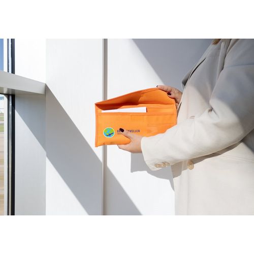 AIRLINE. Saszetka na dokumenty podróżne 600D