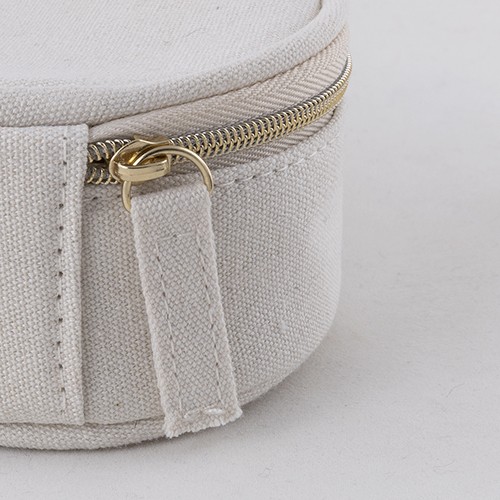 Jewelry box with earring holder insert. Zipper clo Yonà