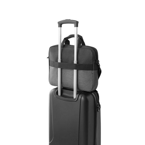 GENOA. Sacoche matelassée pour ordinateur portable 15" en polyester recyclé haute densité 600D