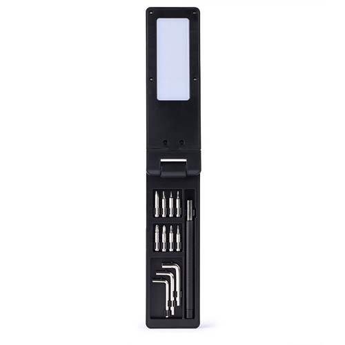 KIT D’OUTILS AVEC TORCHE RECHARGEABLE EN PLASTIQUE ET MÉTAL