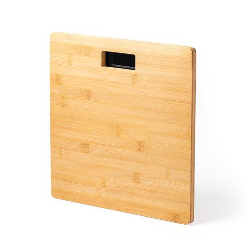 Bamboo scale with non-slip base. Digital display w Jandira