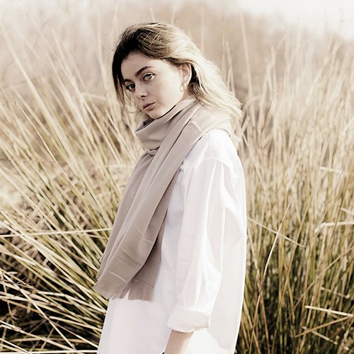 Châle doux avec des franges Elio