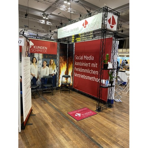 Floor mats for trade fairs and showrooms