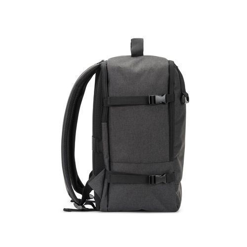 CIES. Backpack developed to fulfil the dimensions required by airlines in high-density 600D recycled polyester