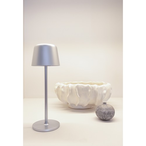 Lámpara de mesa Zenic RCS plástico reciclado recargable USB