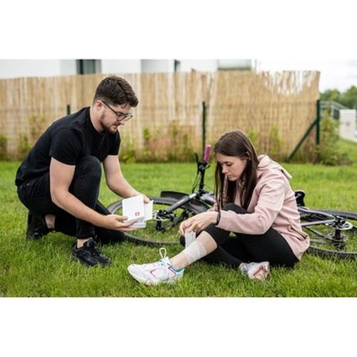 First aid kit in plastic case, 64 pcs | Ramona