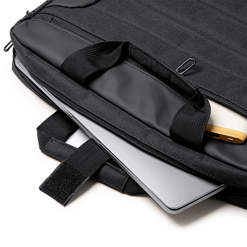 Bolsa para documentos y soporte para PC. La Puente
