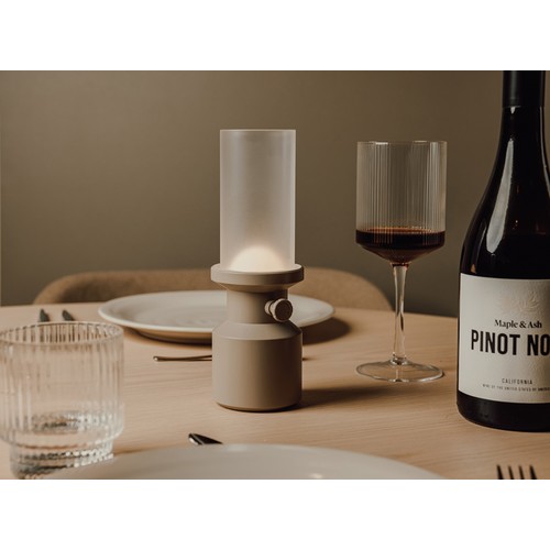 VINGA Niori RCS table lamp