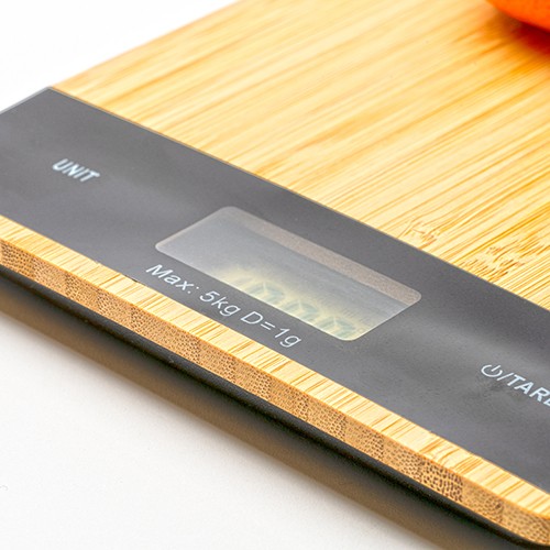 Digital kitchen scale with bamboo Togarashi
