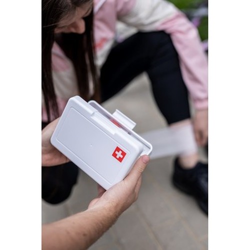 First aid kit in plastic case, 64 pcs | Ramona